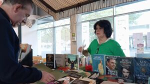 Aracena disfruta ya de su Feria del Libro