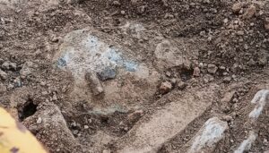 Las obras en la plaza de San Pedro sacan a la luz restos arqueológicos