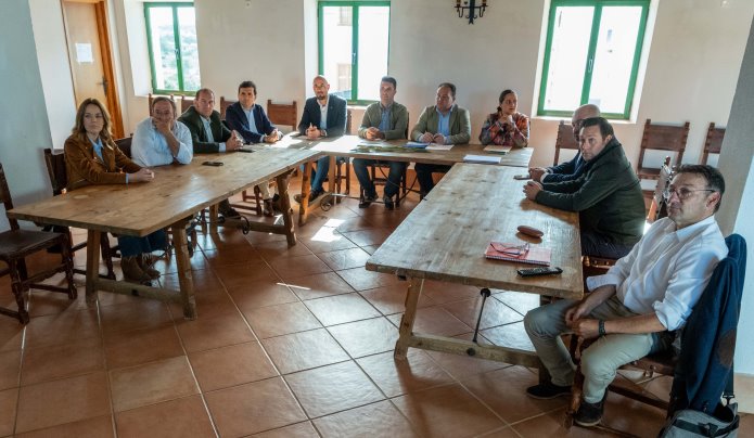Diputación colabora con los criadores de ganado marismeño de la comarca de Doñana