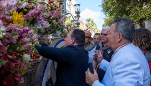 Toscano despide a Emigrantes y les desea un buen camino hacia El Rocío