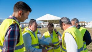 Diputación invierte 150.000 euros en mejorar 64 kilómetros de caminos para El Rocío