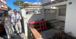 El PSOE critica que las casas de los maestros de Punta se están convirtiendo "en un estercolero"