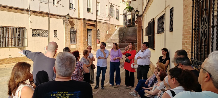 El PSOE solicita el expediente de la rehabilitación de las viviendas de la Casa Grande en Jesús Hermida