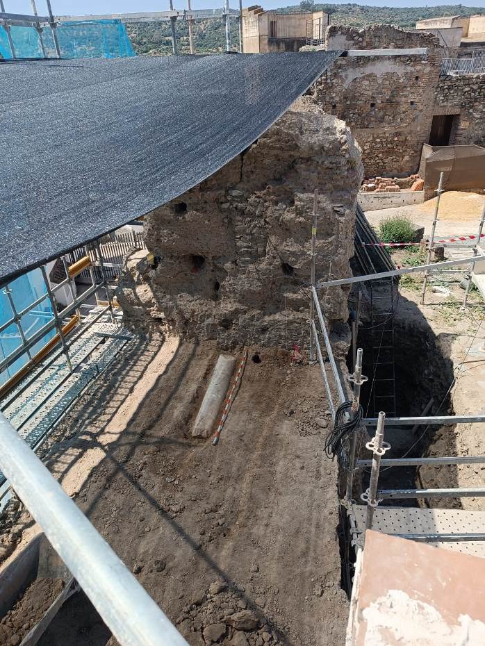La restauración del Castillo de Aroche saca a luz nuevos hallazgos
