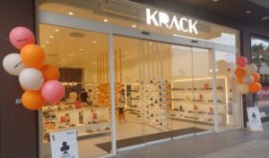 Krack, la zapatería que calza a influencers como Dulceida o Marta Rimbau abre una tienda en Holea
