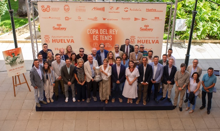 La joven promesa Dani Mérida cierra el cartel de la Copa del Rey de Tenis de Huelva 2024