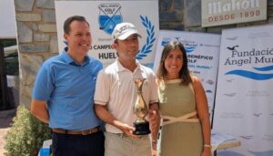 Isidro Villegas gana el X Torneo de Golf de la Fundación Ángel Muriel