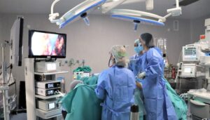 Quirófano para intervenciones quirúrgicas en Huelva