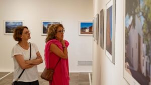 La exposición ‘Ermitas de repoblación’ de Jorge Garrido llega a Huelva