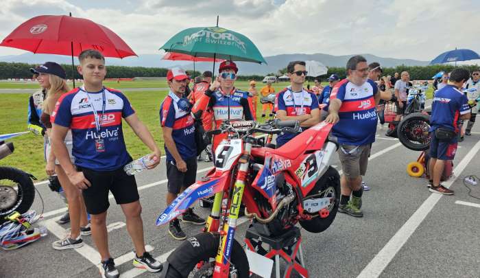 Paquito Gómez consigue un histórico primer podio en el Mundial de Supermotard