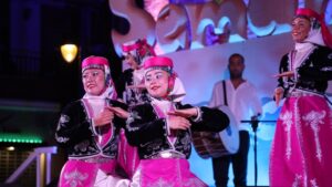 Bailes de Chile y Turquía para abrir la 40 Semana Cultural de San Juan del Puerto