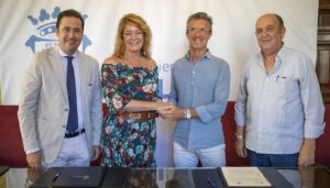 hermandad del rocio de Huelva firma de convenio