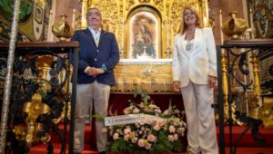 Flores a la Virgen de la Cinta en su Santuario de La Orden