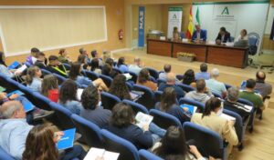 La gestión de conflictos en el trabajo, a análisis en una jornada del CPRL de Huelva