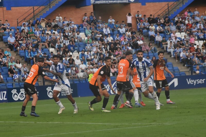 Recreativo-Fuenlabrada. (Tenor)