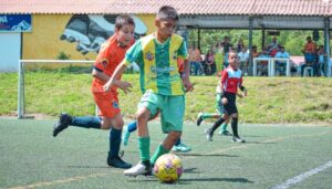 La Escuela de Fútbol Carlos Sarmiento gana la fase previa de la Gañafote Cup en Colombia