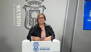 Rossi reclama medidas "concretas" para "acabar con la escalada de los alquileres" en Huelva