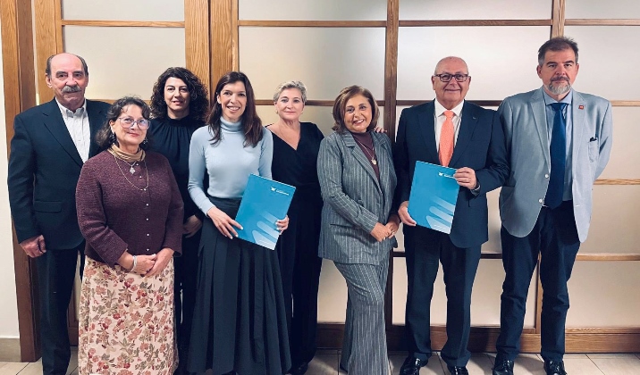 Ernesto Tubía gana el Certamen Literario 'Hablando en Cobre' de Fundación Atlantic Copper