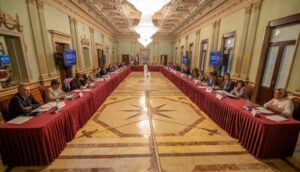 El pleno del Ayuntamiento de Huelva aprueba sus presupuestos para 2025