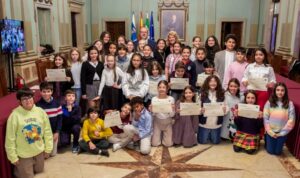 Daniela Macías toma posesión de su cargo como nueva alcaldesa infantil de Huelva