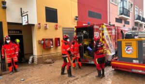 Bomberos de Huelva desplazados a Valencia: “El escenario que encontramos es devastador”