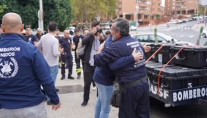 Bomberos Unidos sin Fronteras de Huelva se suman a la ayuda en Valencia