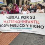 La Marea Blanca vuelve a la calle en Huelva para defender la sanidad pública