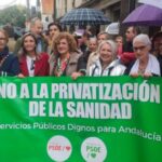 La Marea Blanca vuelve a la calle en Huelva para defender la sanidad pública