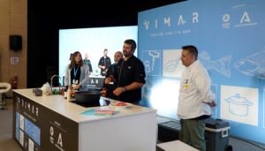 El televisivo cocinero Enrique Sánchez, en la segunda jornada de Vimar en Ayamonte