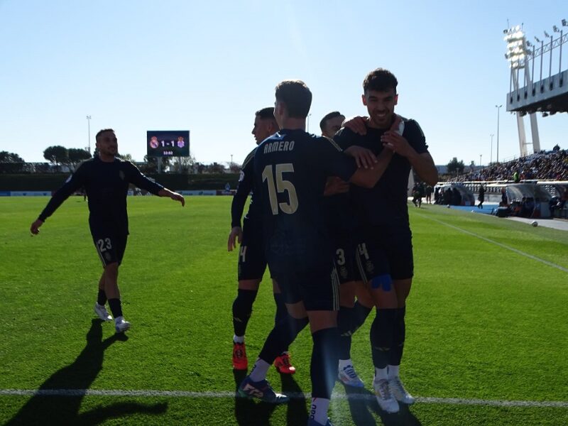 Rubén Serrano celebrando su gol. (Lola Limón)