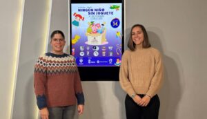 El fútbol femenino de Huelva suma fuerzas para que no haya 'Ningún niño sin juguete' esta Navidad