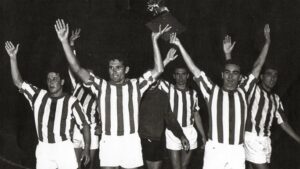 Futbolistas históricos del Recreativo de Huelva.