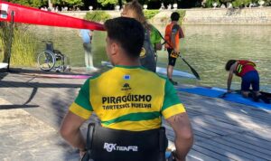 El palista onubense Ramón Maestre crece con el equipo español de paracanoe