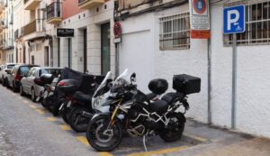 Huelva prevé crear 15 nuevas áreas de aparcamiento para motos